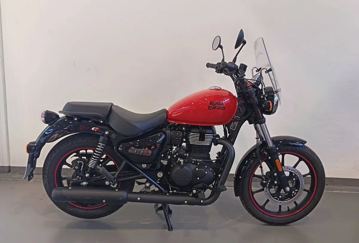 Royal Enfield Meteor 350 (2021 - 26) (4)