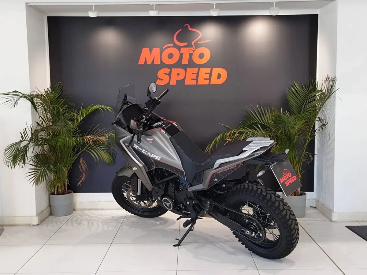 Moto Morini X-Cape 650 Alloy Wheels (2021 - 26) (2)