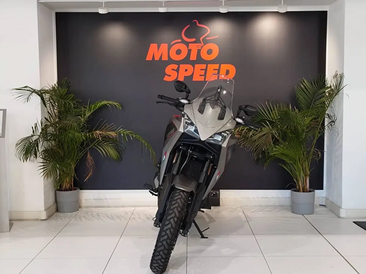 Moto Morini X-Cape 650 Alloy Wheels (2021 - 26) (5)