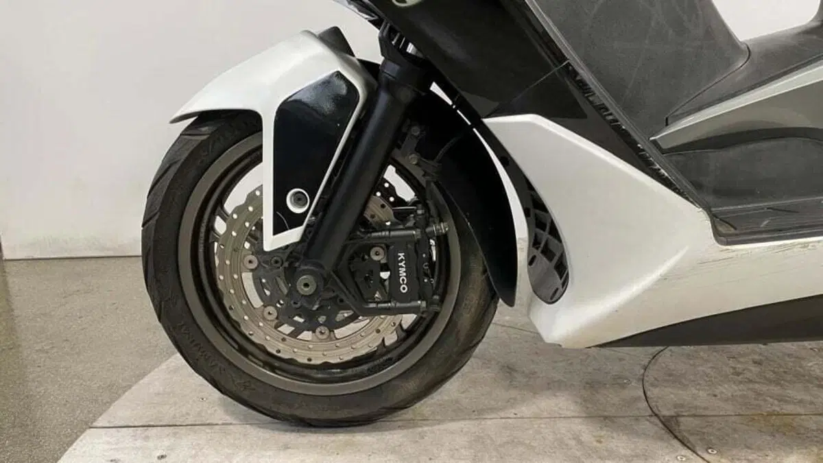 Kymco Xciting 400i (2012 - 17) (6)