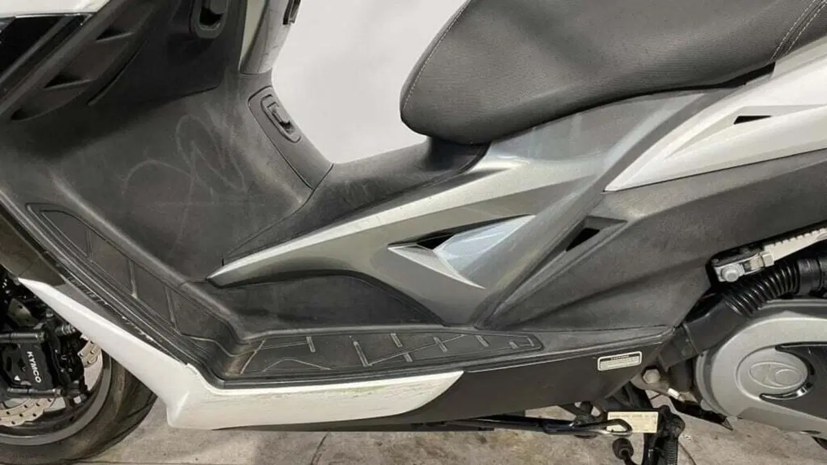 Kymco Xciting 400i (2012 - 17) (7)