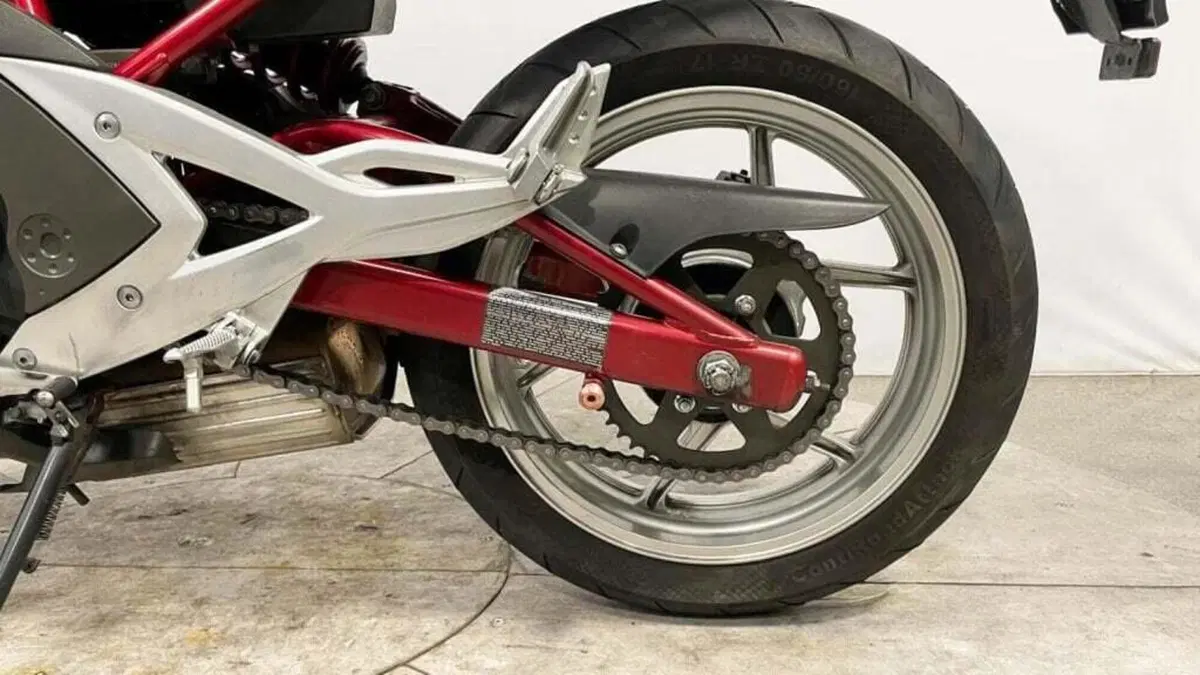 Kawasaki ER-6N (2005 - 08) (5)