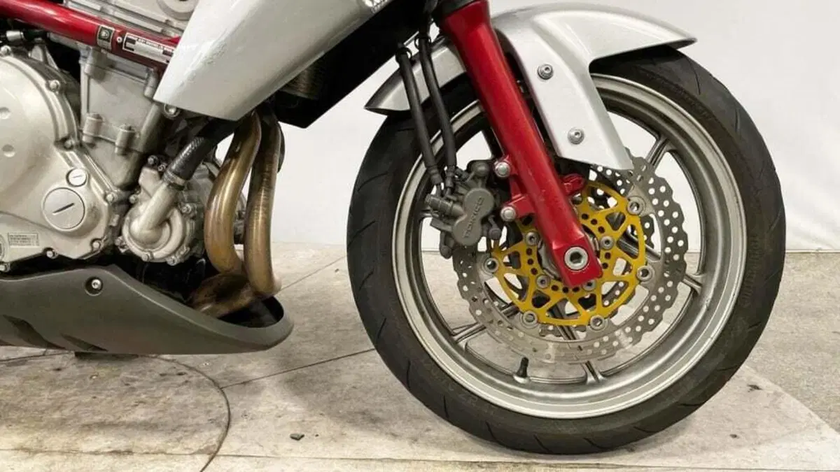 Kawasaki ER-6N (2005 - 08) (8)