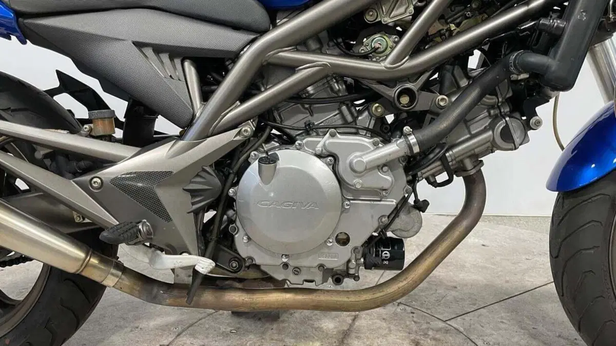Cagiva Raptor 650 (2001 - 04) (4)