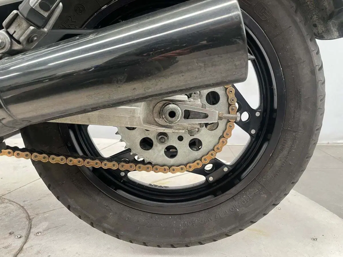 Honda VF 1000 F2 (1985 - 87) (13)