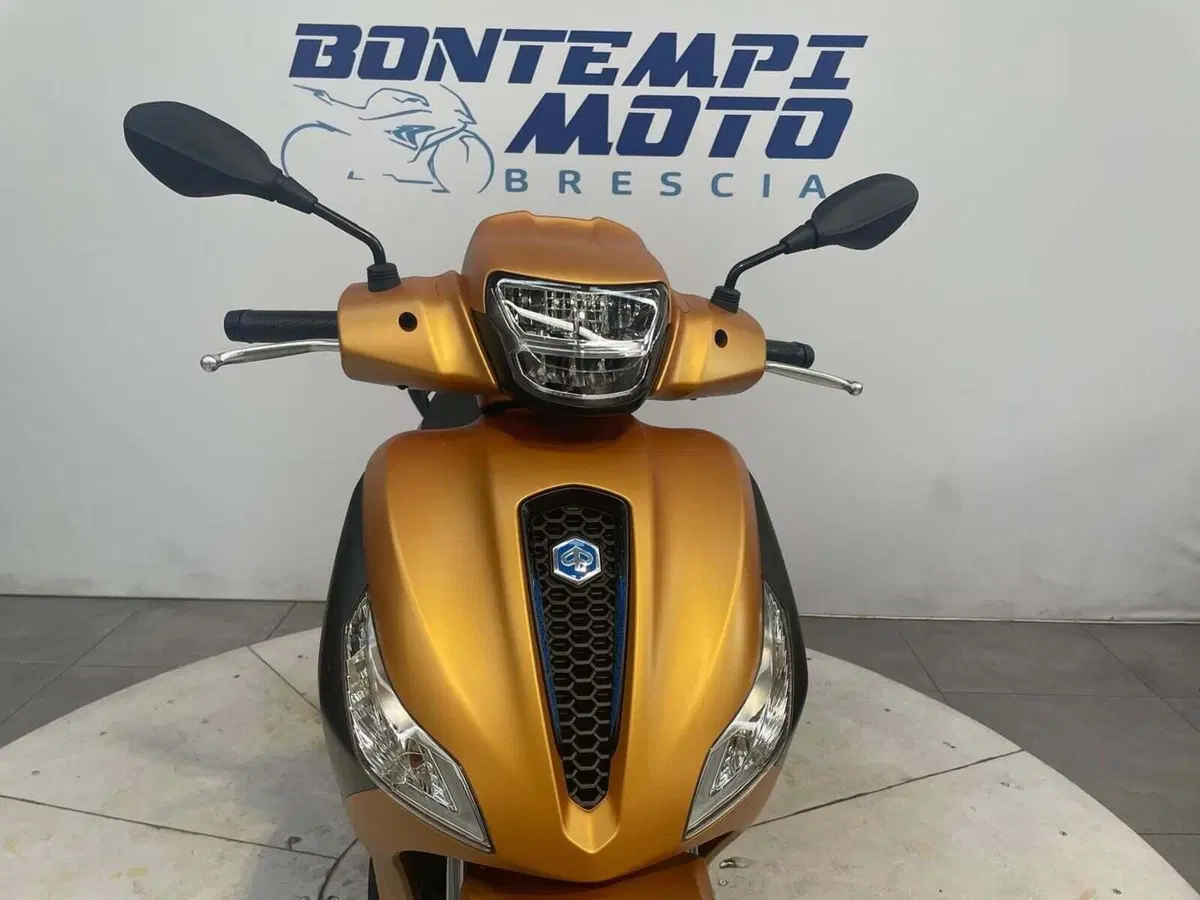 Piaggio Medley 200 S (2025 - 26) (3)