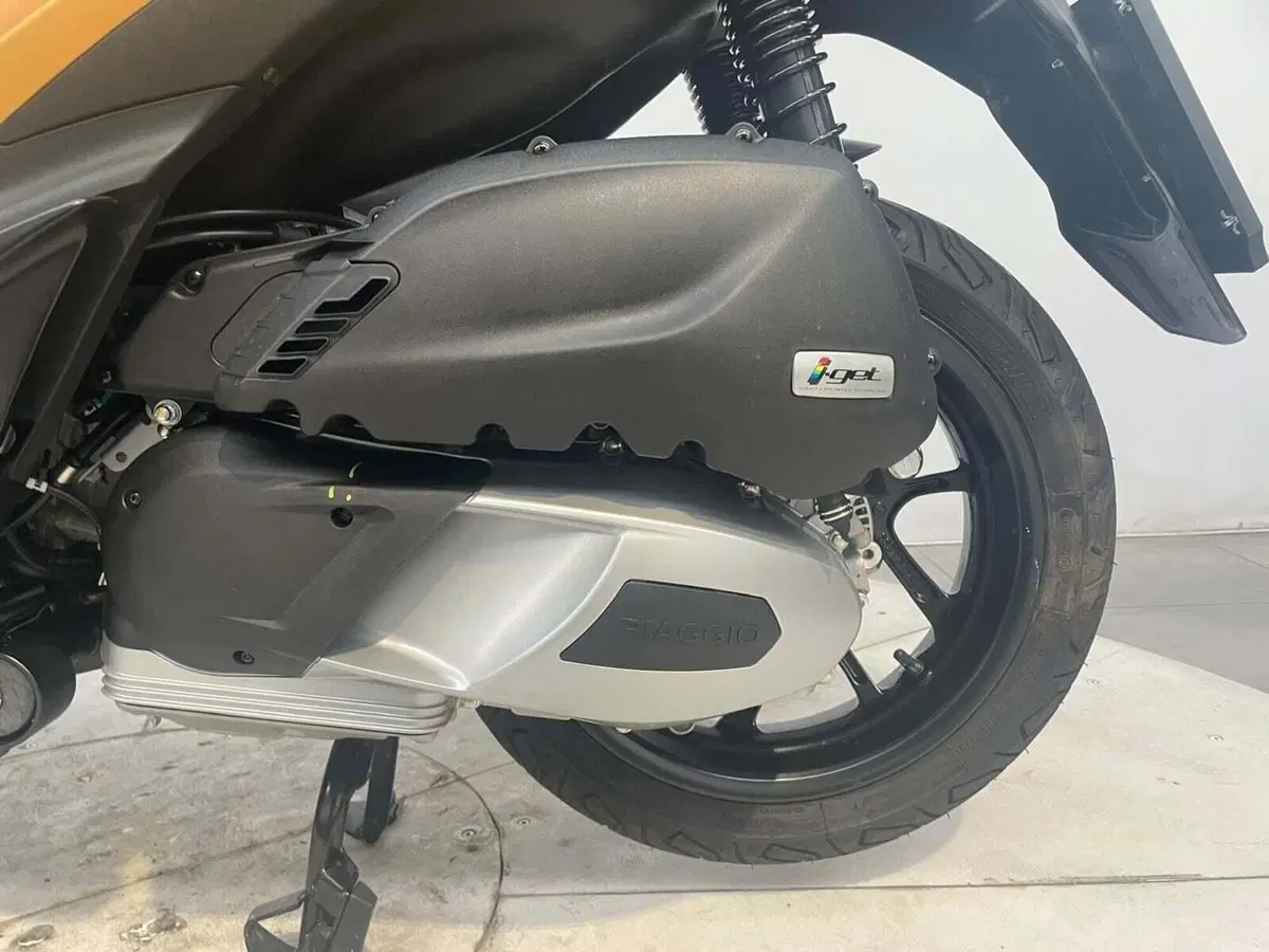 Piaggio Medley 200 S (2025 - 26) (11)