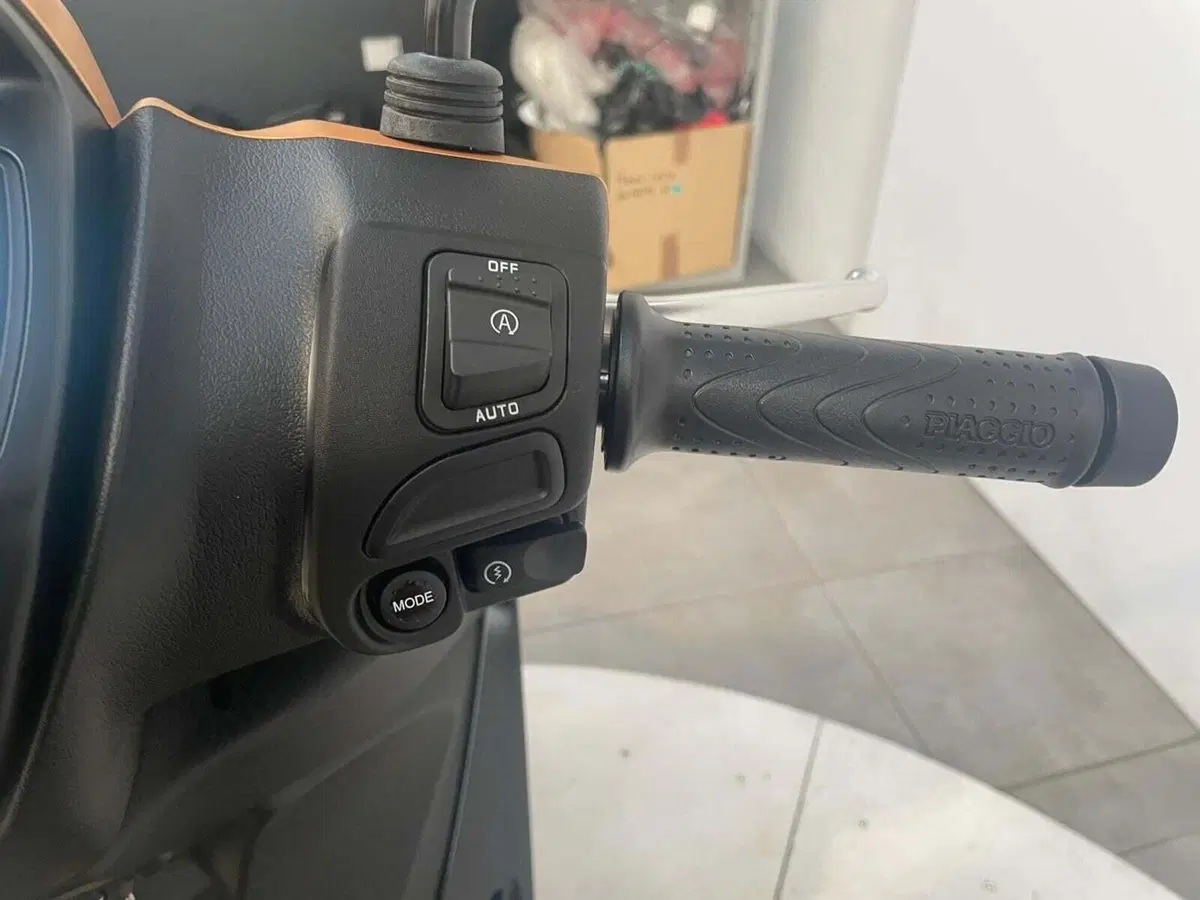 Piaggio Medley 200 S (2025 - 26) (14)