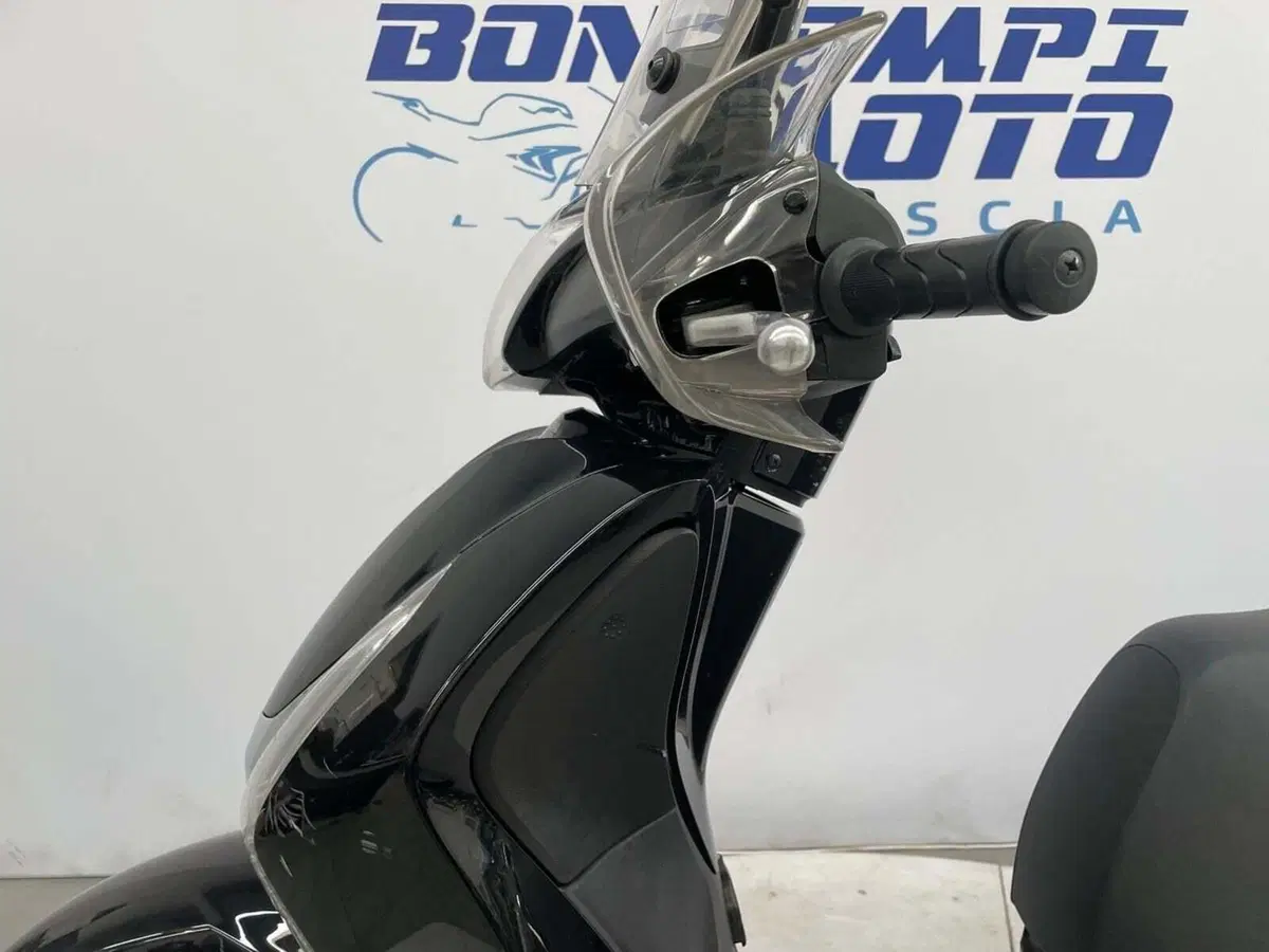 Honda SH 125 i ABS (2013 - 17) (3)
