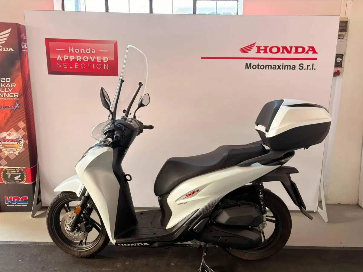 Honda SH 150i Sport (2024 - 25) (3)