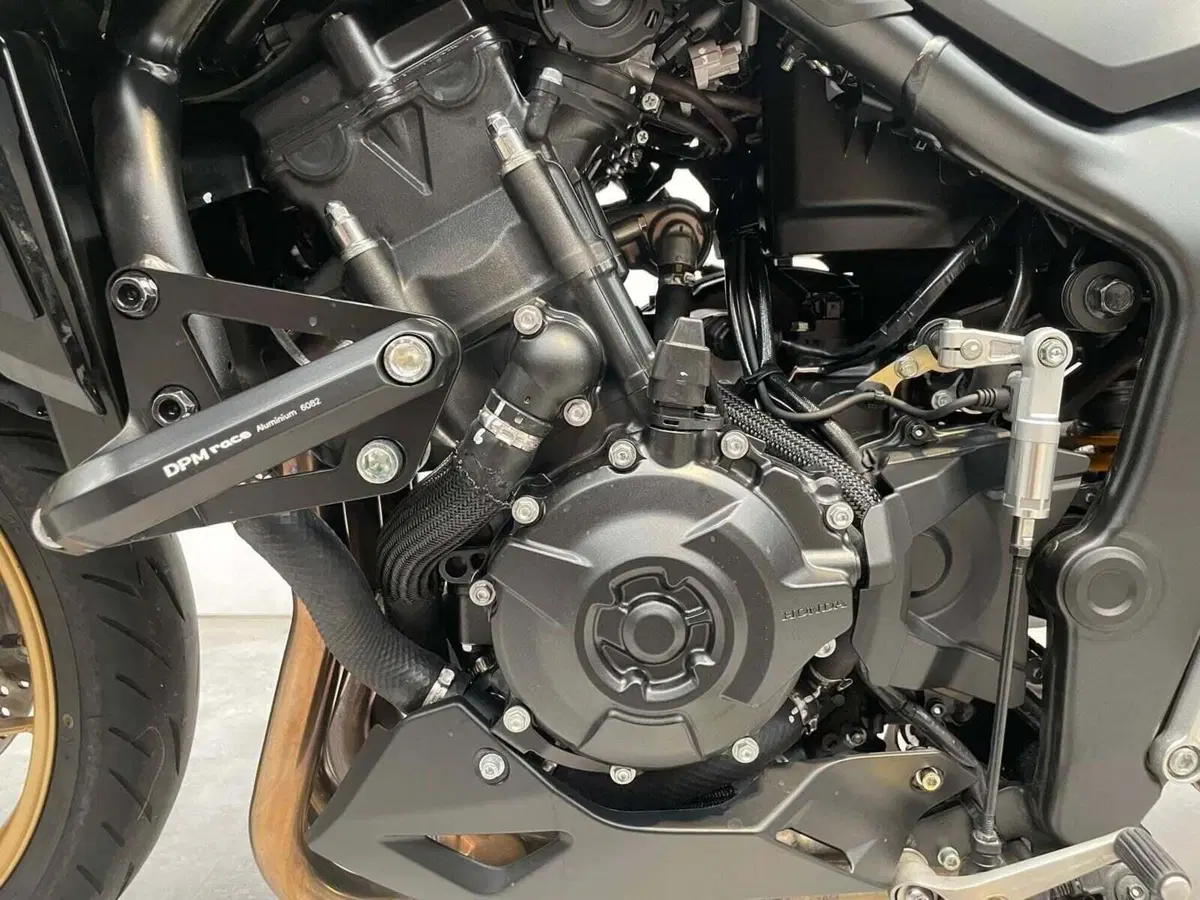 Honda CB 1000 Hornet SP (2025 - 26) (8)