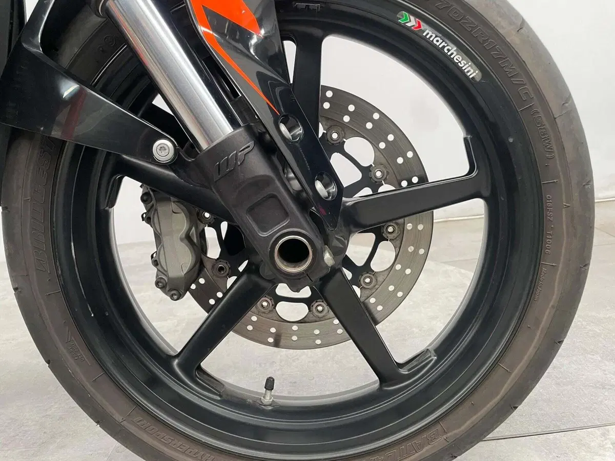 KTM 690 Duke (2012 - 16) (13)