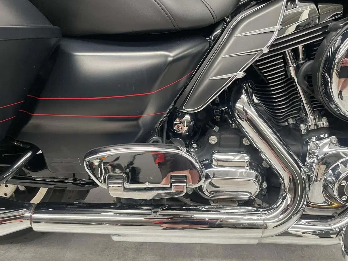 Harley-Davidson 1690 Street Glide Special (2014 - 16) - FLHX (16)