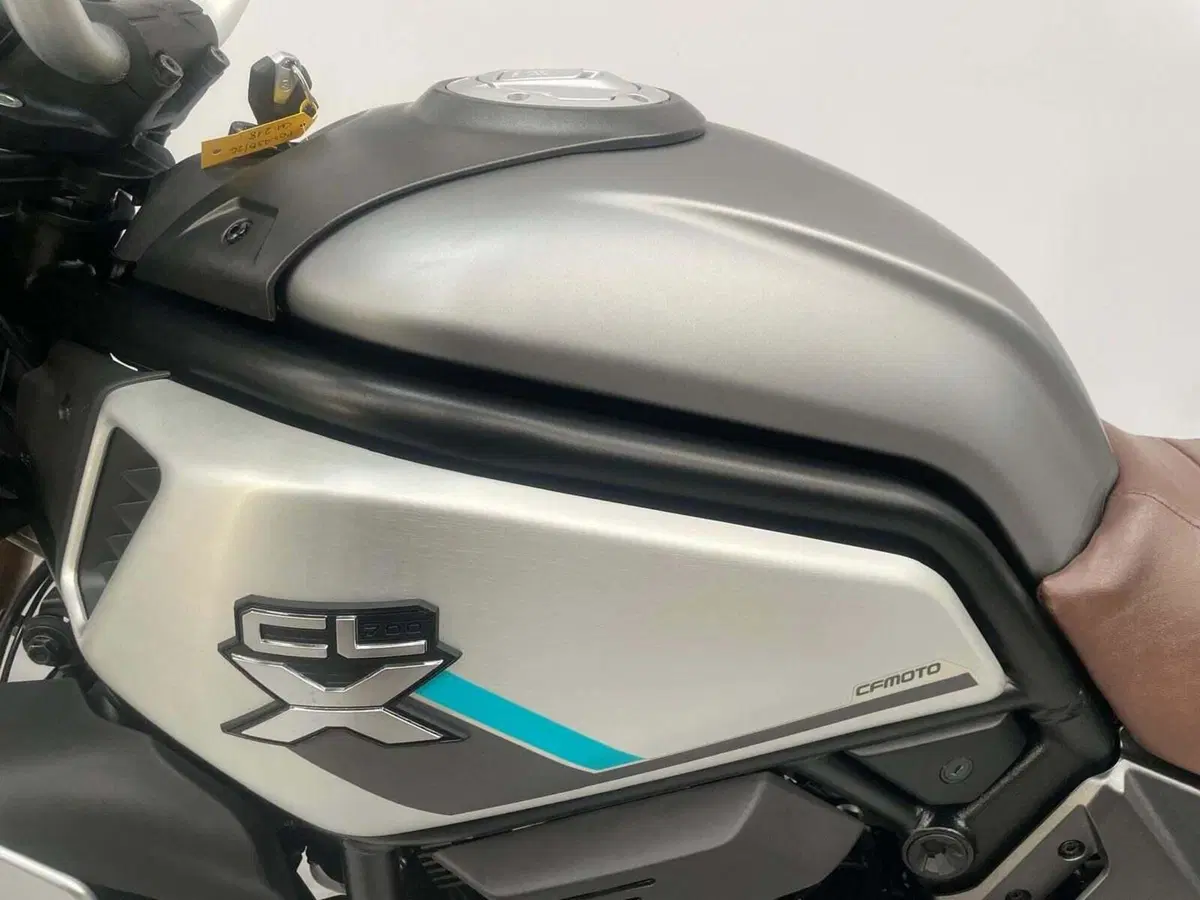 CFMOTO 700CL-X Heritage (2021 - 26) (4)