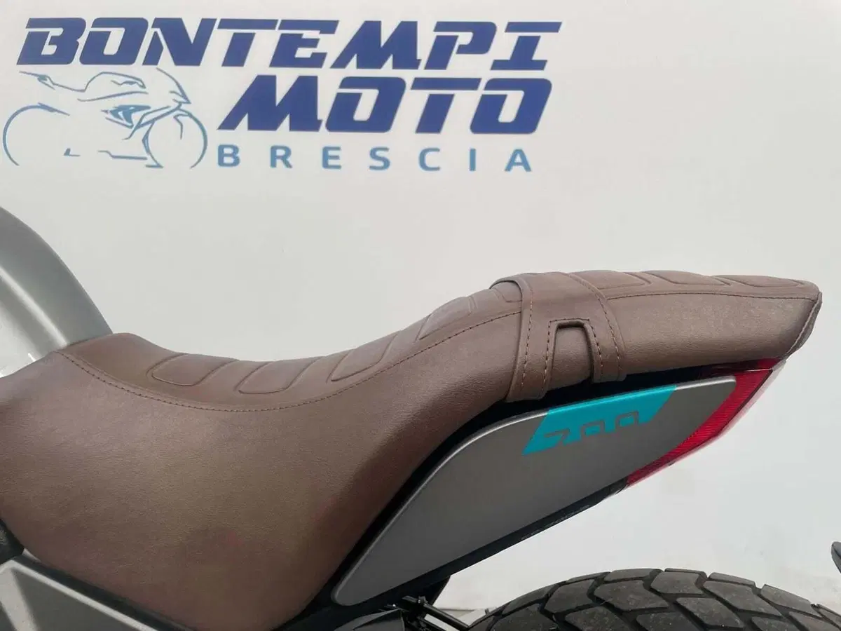 CFMOTO 700CL-X Heritage (2021 - 26) (10)