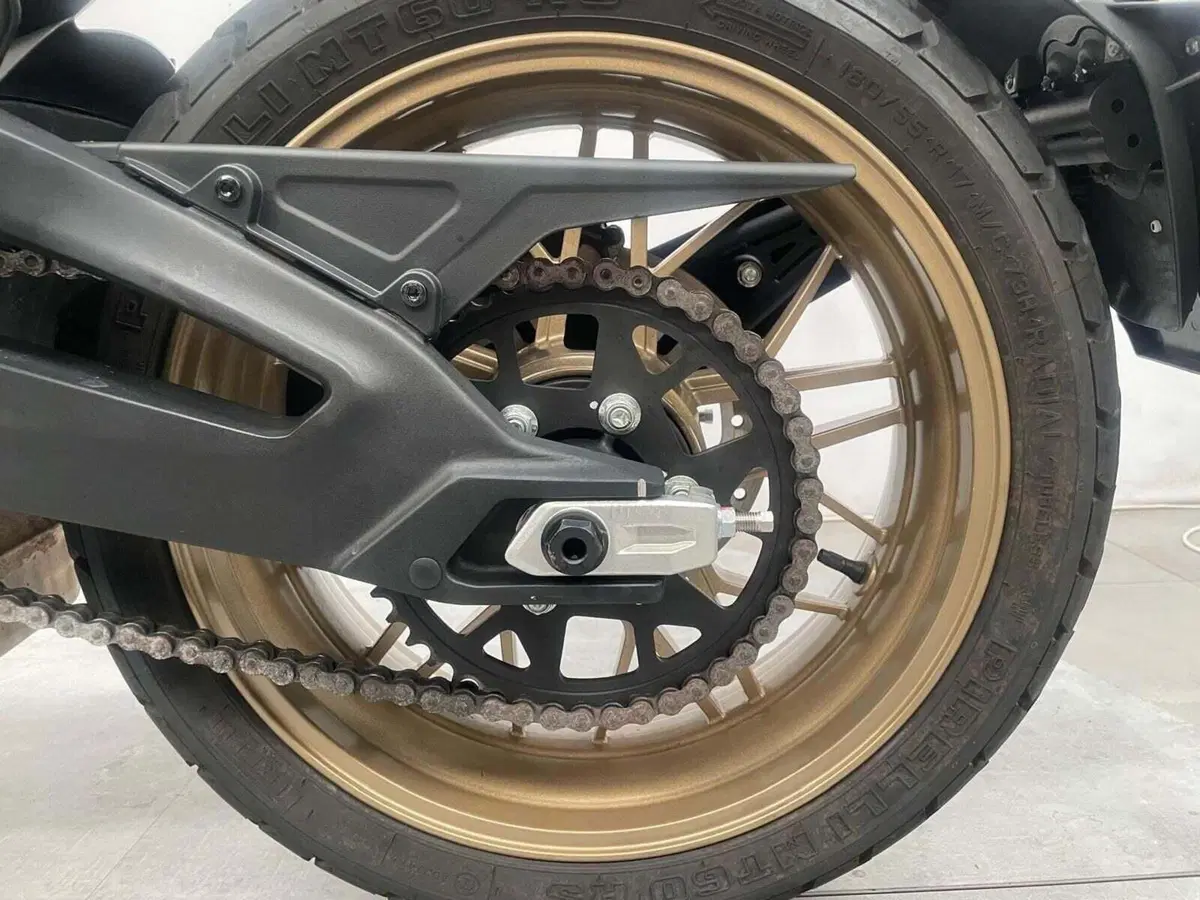 CFMOTO 700CL-X Heritage (2021 - 26) (16)