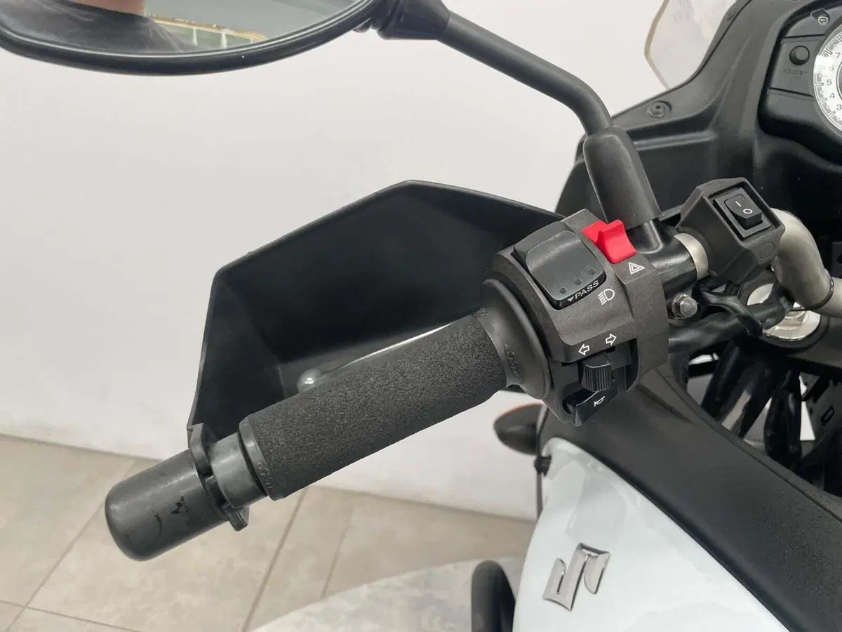 Suzuki V-Strom 650 ABS (2011 - 17) (12)