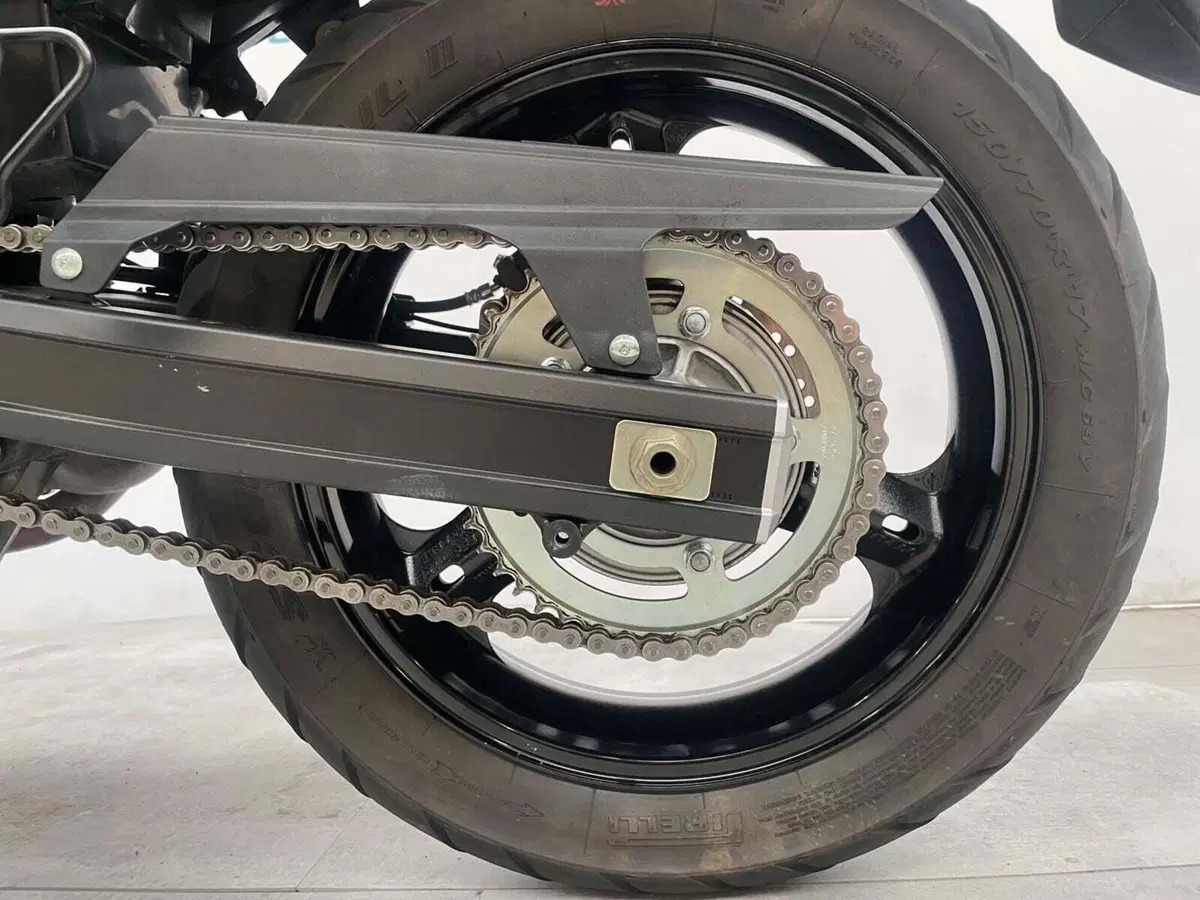 Suzuki V-Strom 650 ABS (2011 - 17) (15)