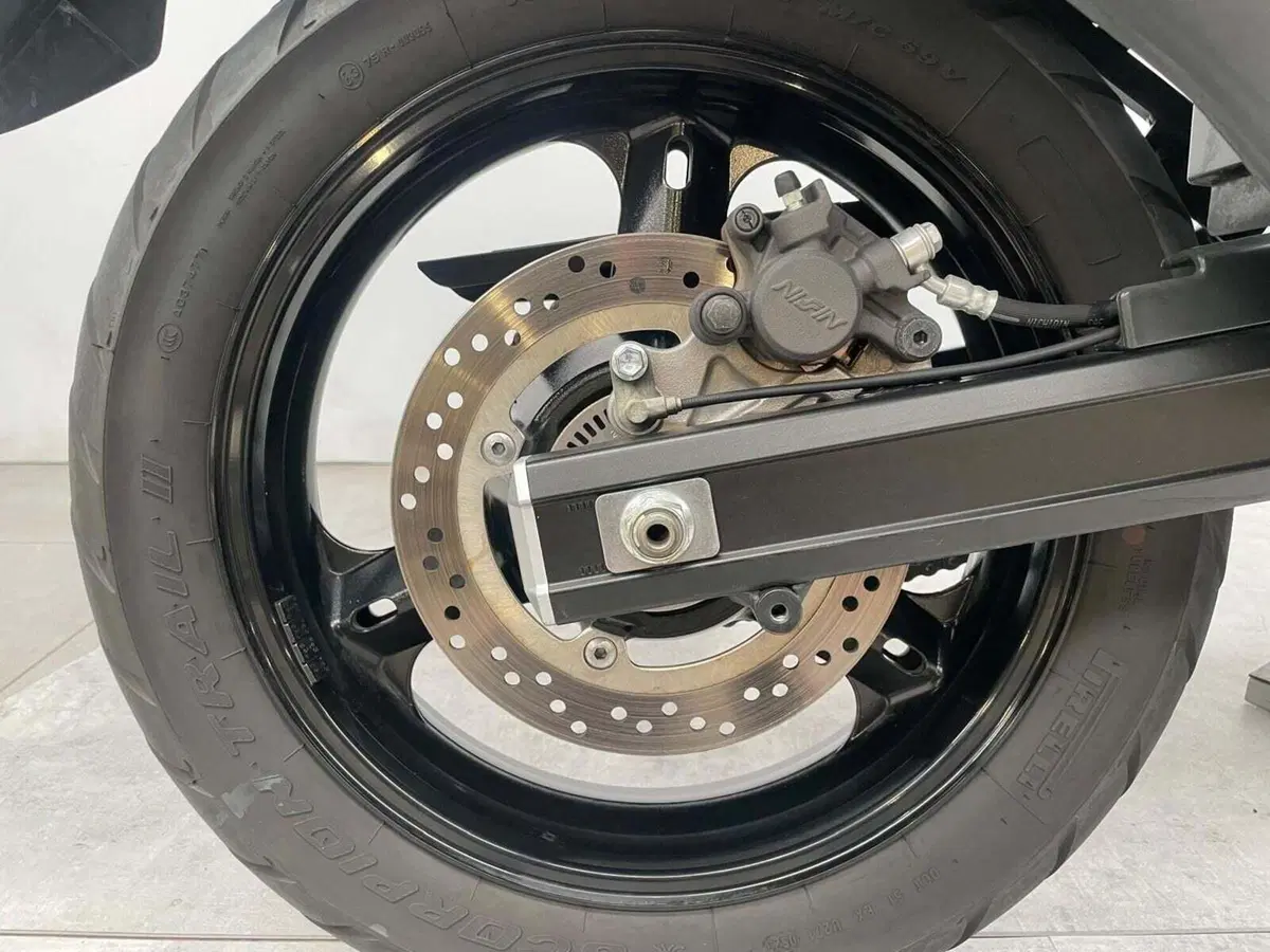 Suzuki V-Strom 650 ABS (2011 - 17) (16)