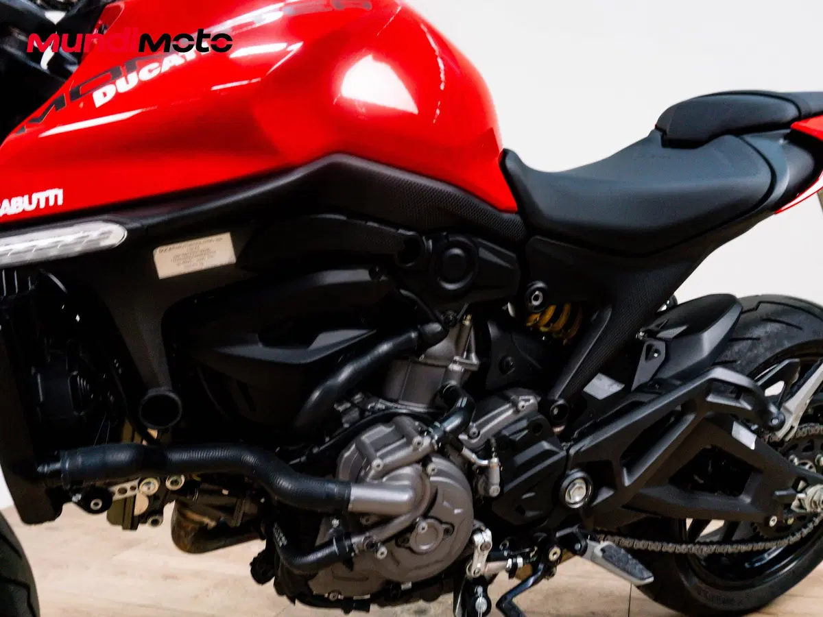 Ducati Monster 937 (2021 - 25) (9)