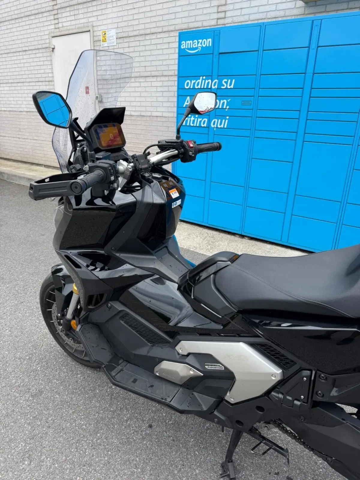 Honda X-ADV 750 Adventure (2025 - 26) (4)