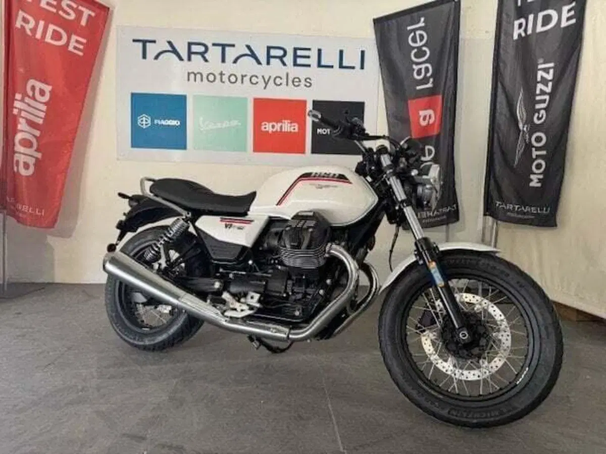 Moto Guzzi V7 Special (2025 - 26) (3)