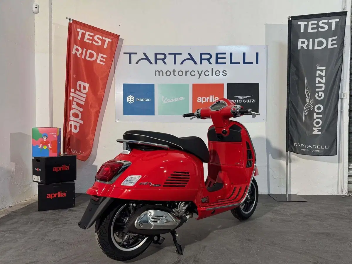 Vespa GTS 310 Super (2025 - 26) (5)