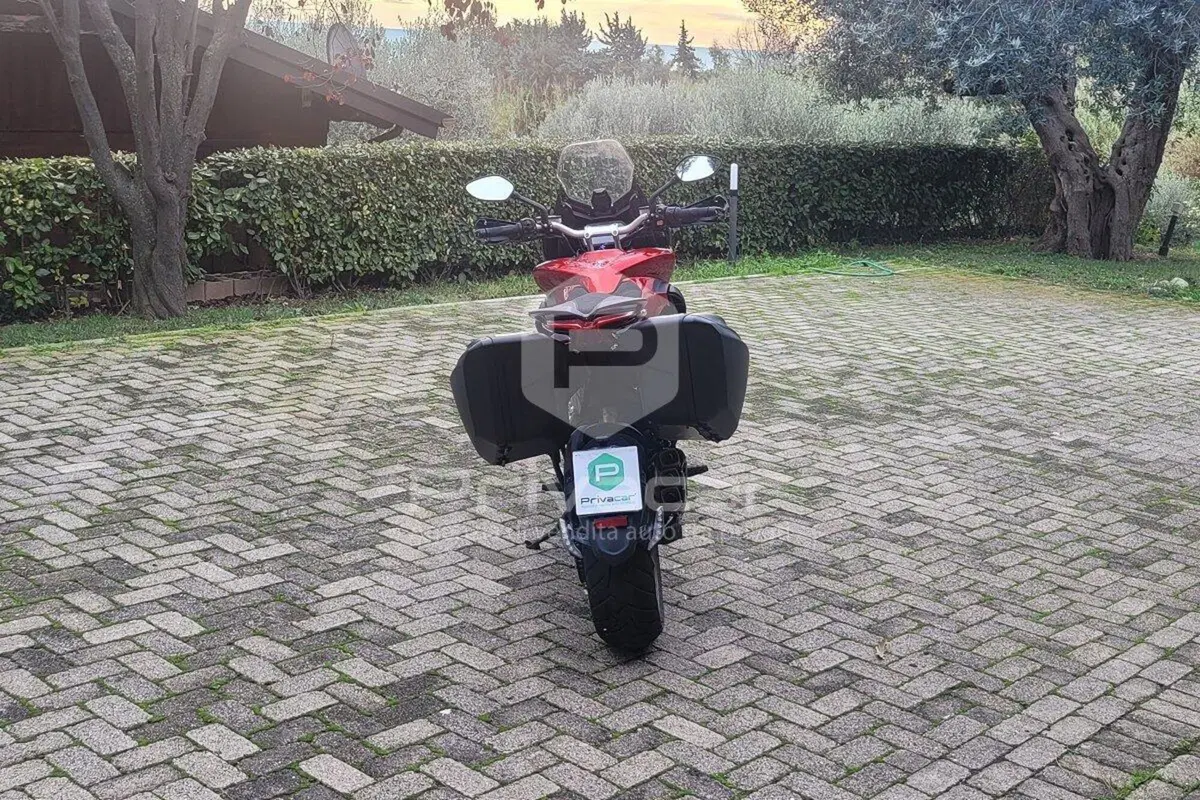 MV Agusta Turismo Veloce 800 (2017 - 2019) (6)