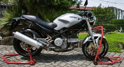 Ducati Monster 620 I.E (2002) usata