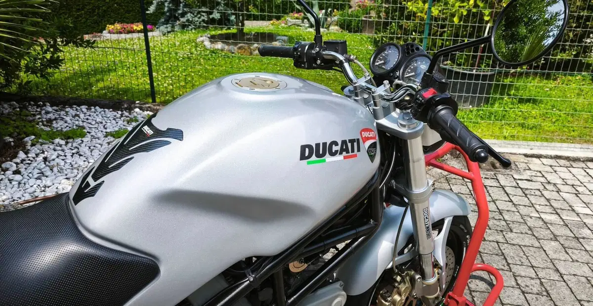 Ducati Monster 620 I.E (2002) (2)