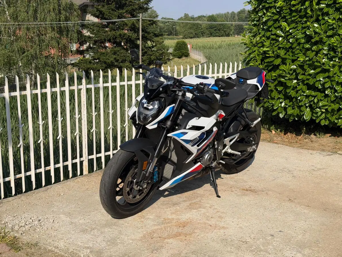 Bmw M 1000 R (2023 - 24) (2)