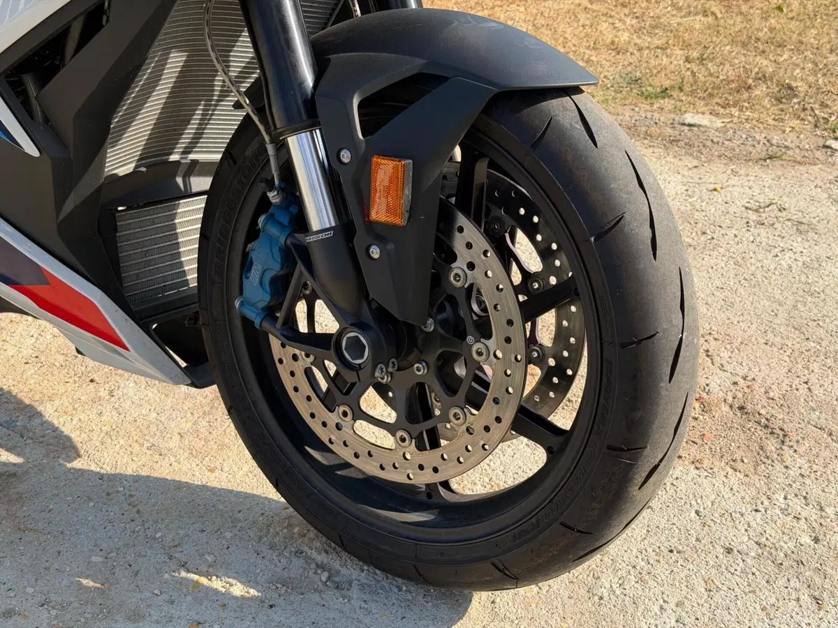 Bmw M 1000 R (2023 - 24) (4)