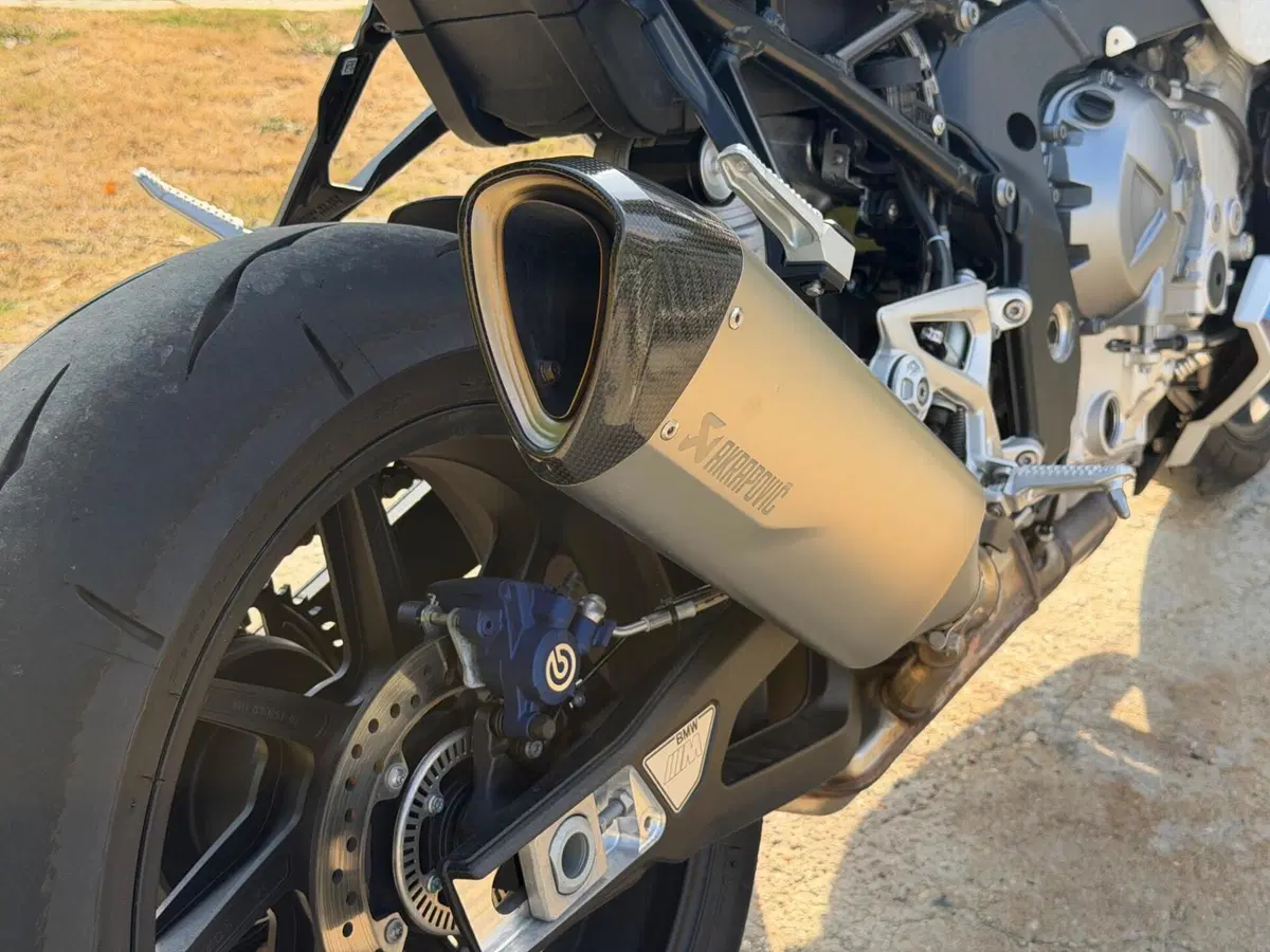 Bmw M 1000 R (2023 - 24) (9)