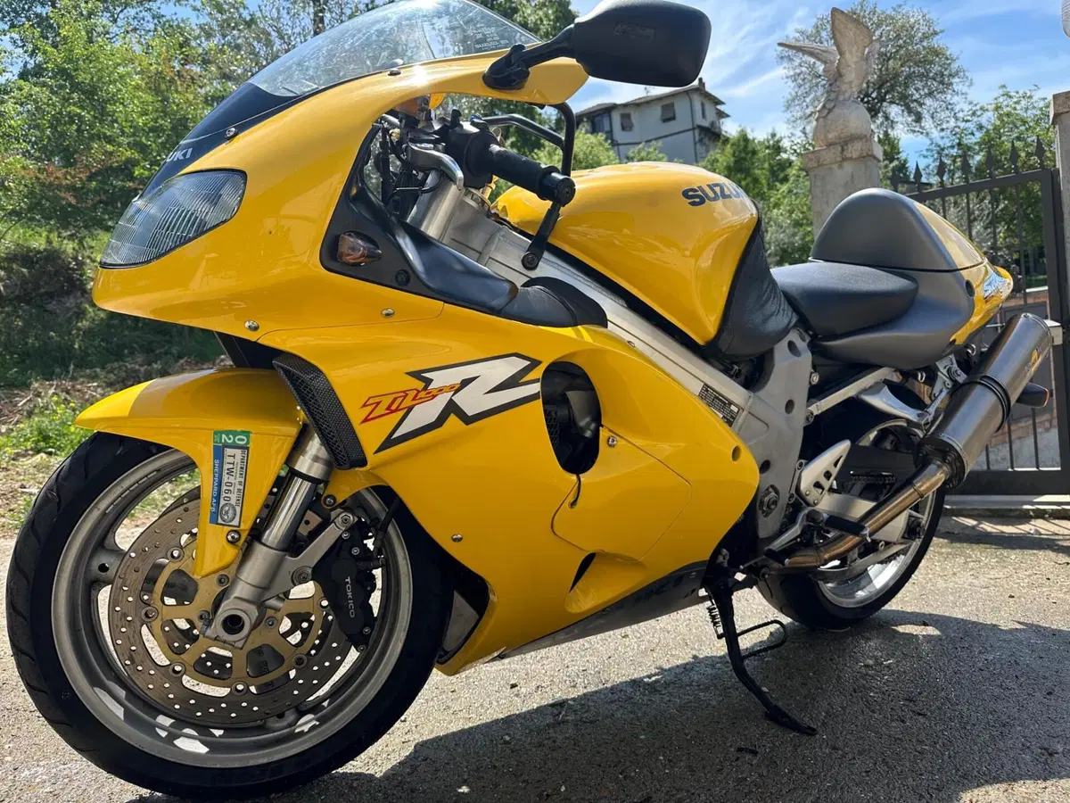 Suzuki TL 1000 R (1998 - 02) (2)