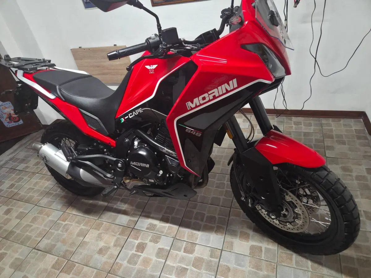 Moto Morini X-Cape 650 (2021 - 26) (2)