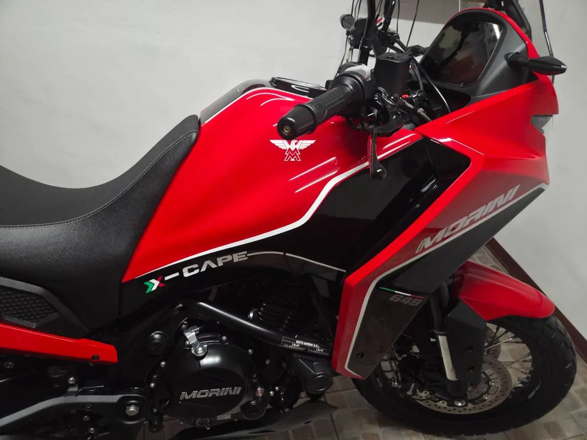 Moto Morini X-Cape 650 (2021 - 26) (3)
