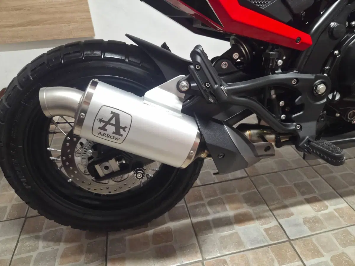 Moto Morini X-Cape 650 (2021 - 26) (11)