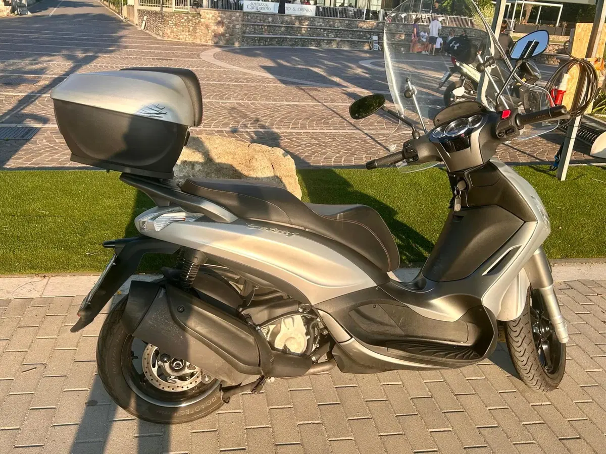 Piaggio Beverly 350 S ABS (2019 - 20) (7)
