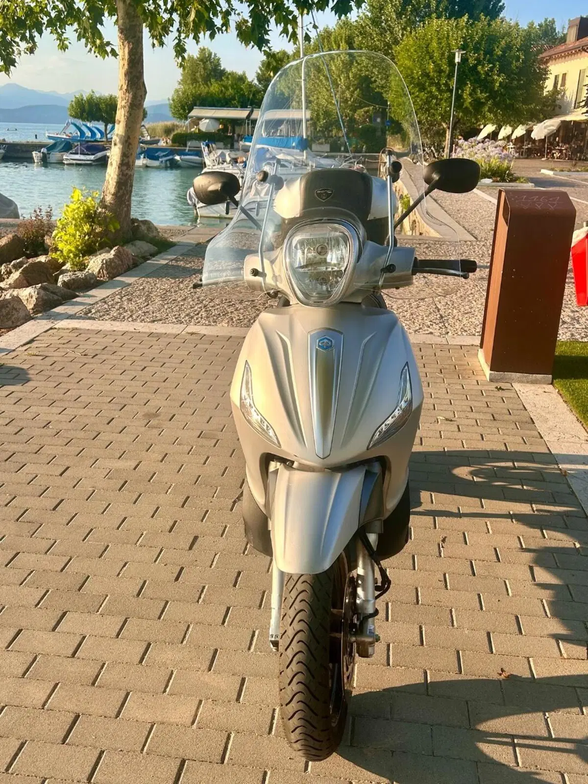 Piaggio Beverly 350 S ABS (2019 - 20) (12)