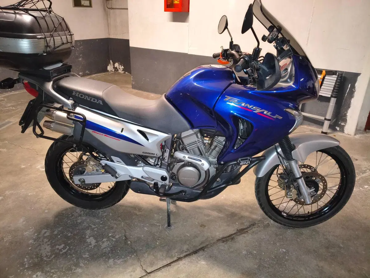 Honda Transalp XL 650V (2005 - 06) (2)
