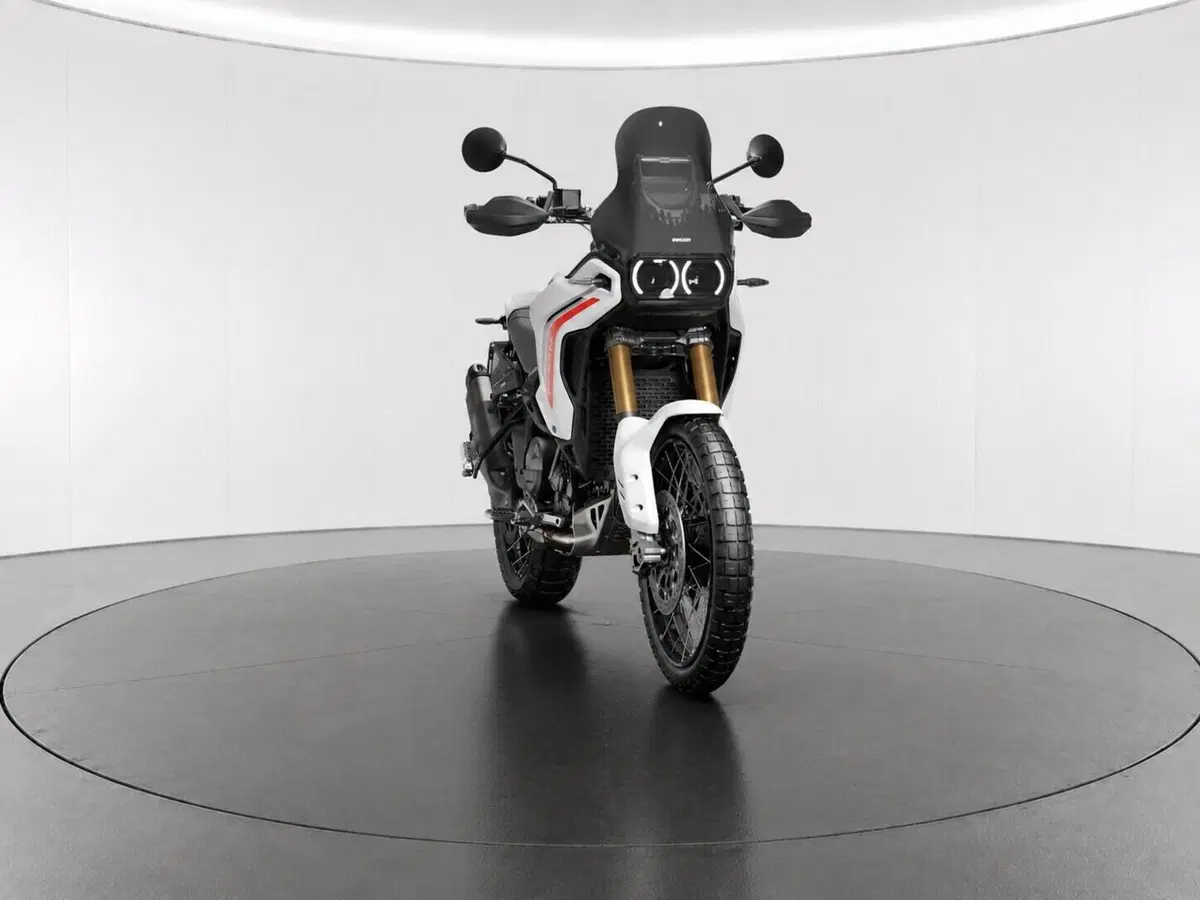 Ducati DesertX (2022 - 25) (6)