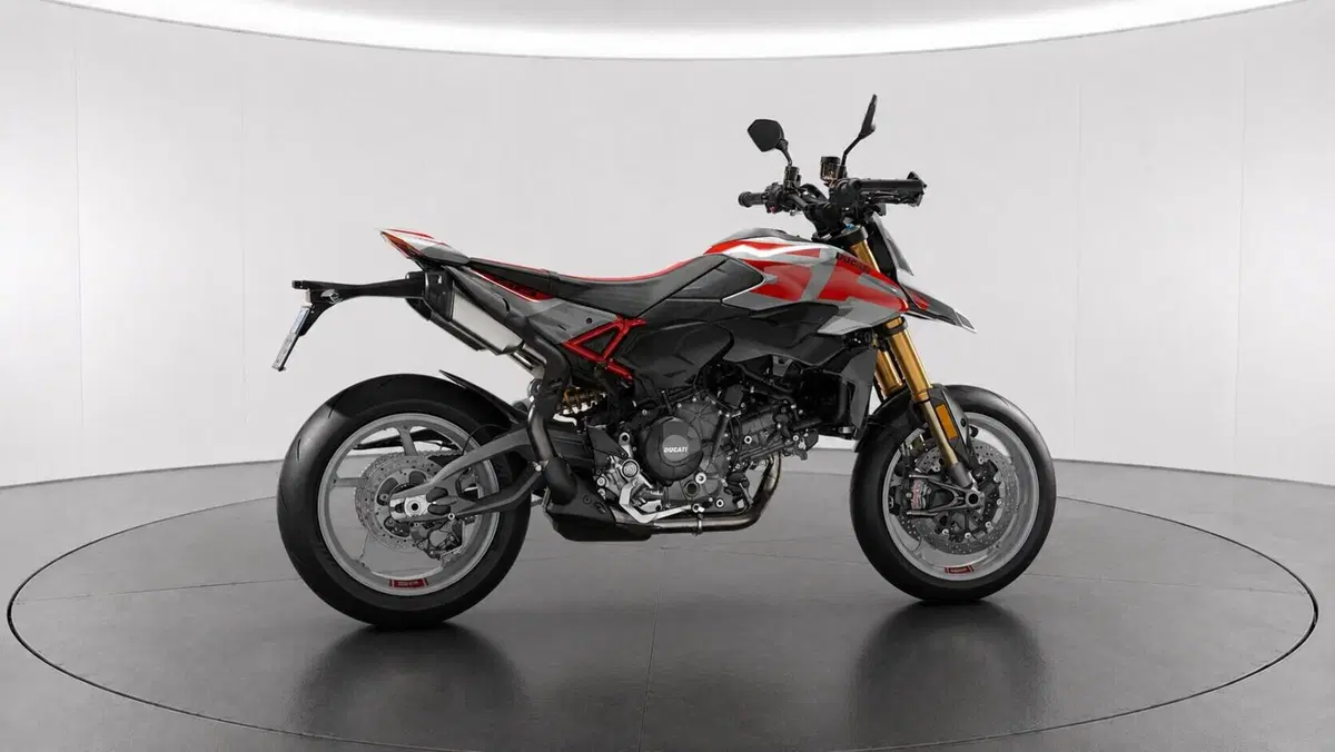 Ducati Hypermotard 796 (2012) (4)