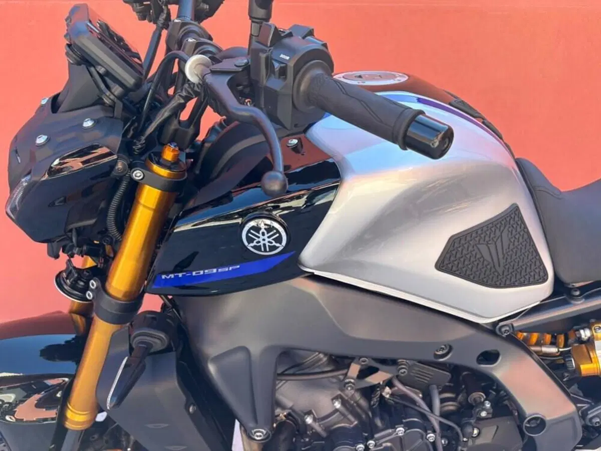 Yamaha MT-09 SP (2021 - 23) (4)