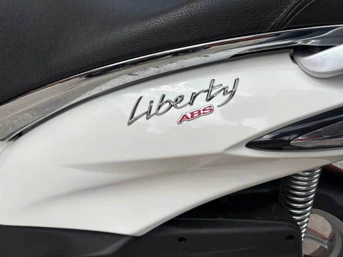 Piaggio Liberty 150 ABS (2017 - 20) (2)