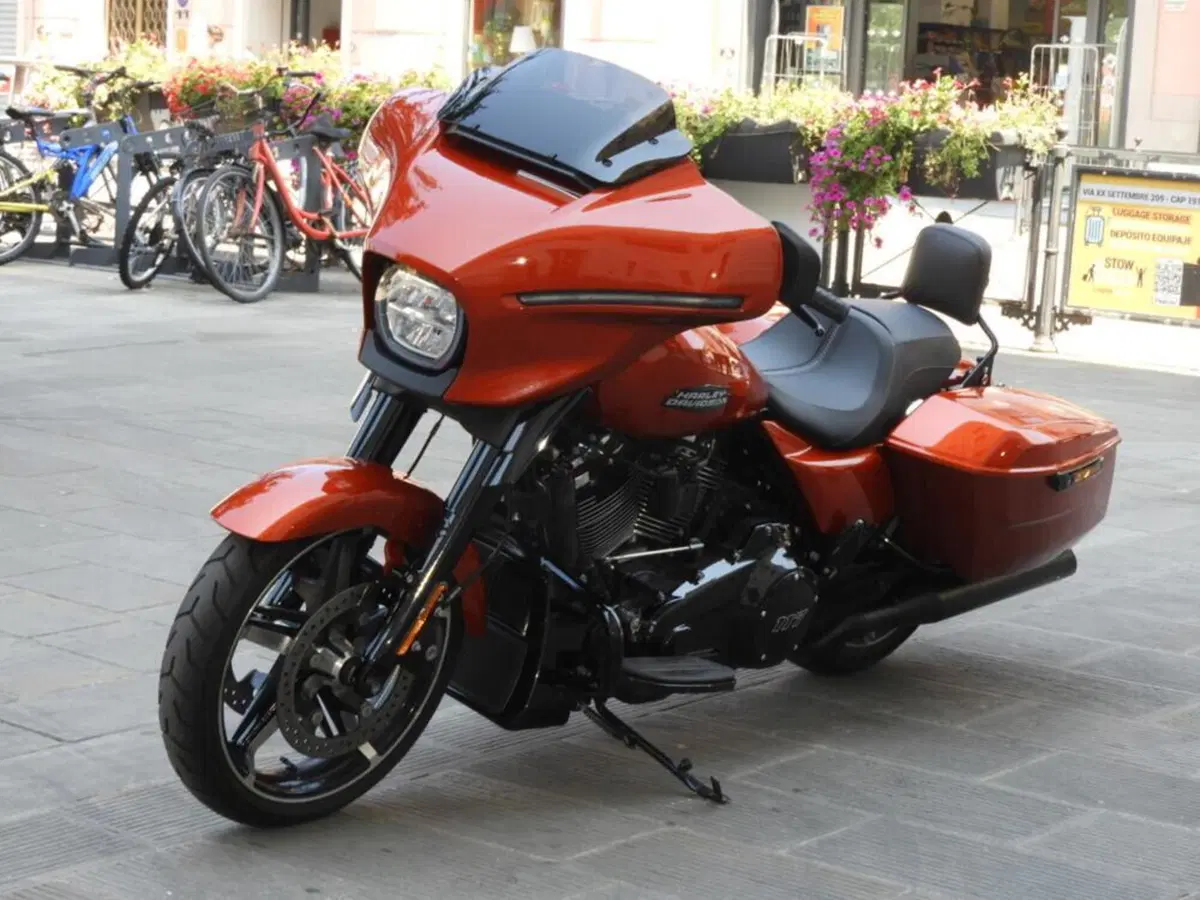 Harley-Davidson CVO Street Glide (2024) (3)