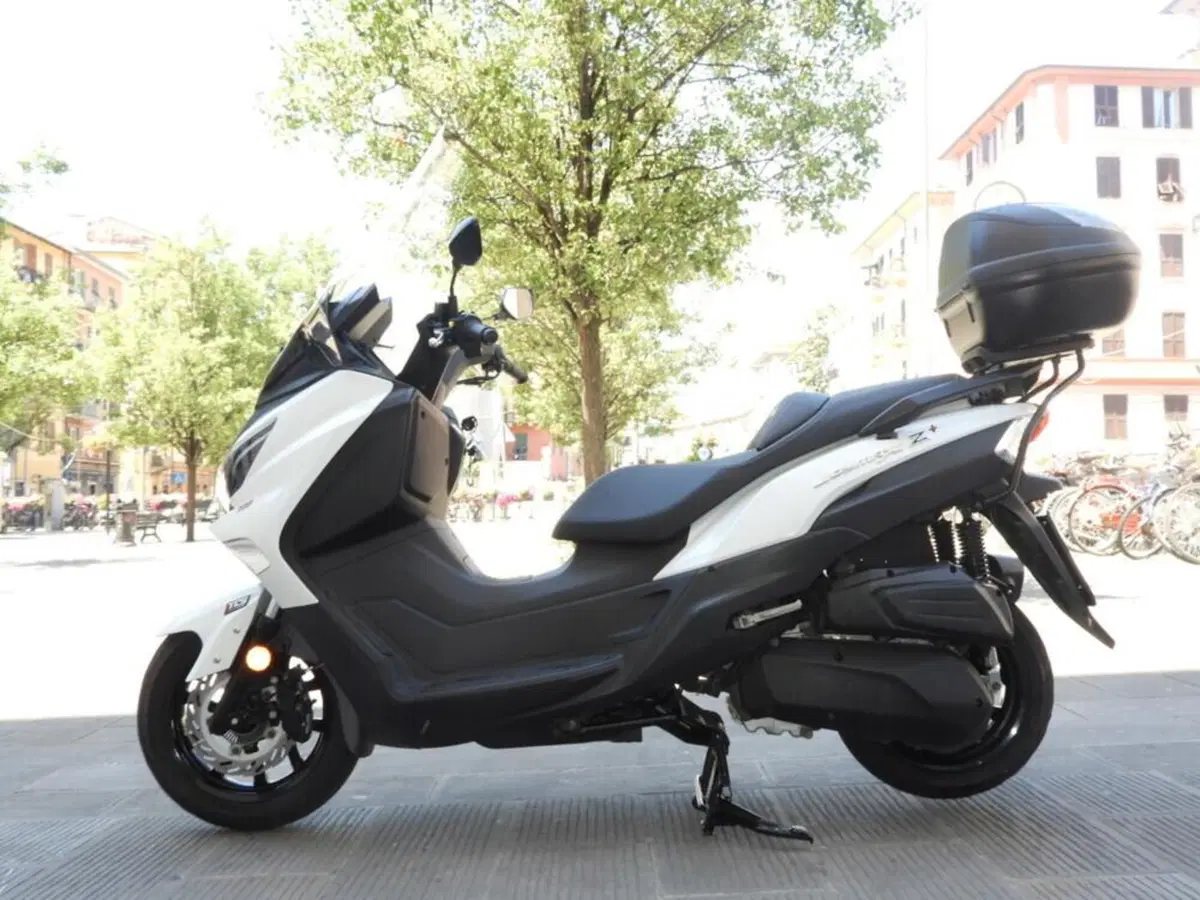 Sym Joymax 300 Z+ (2021 - 24) (4)