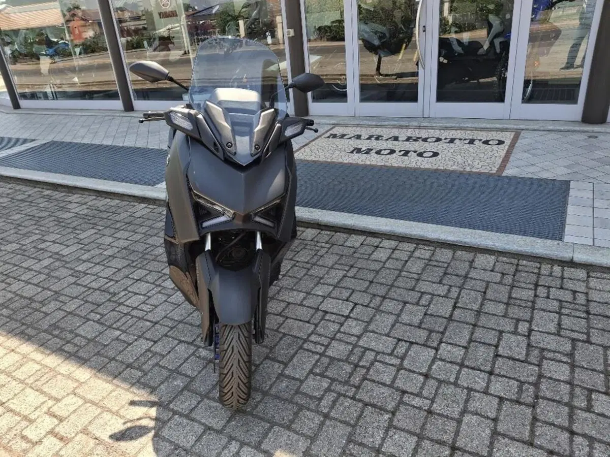 Yamaha X-Max 300 (2021 - 24) (8)