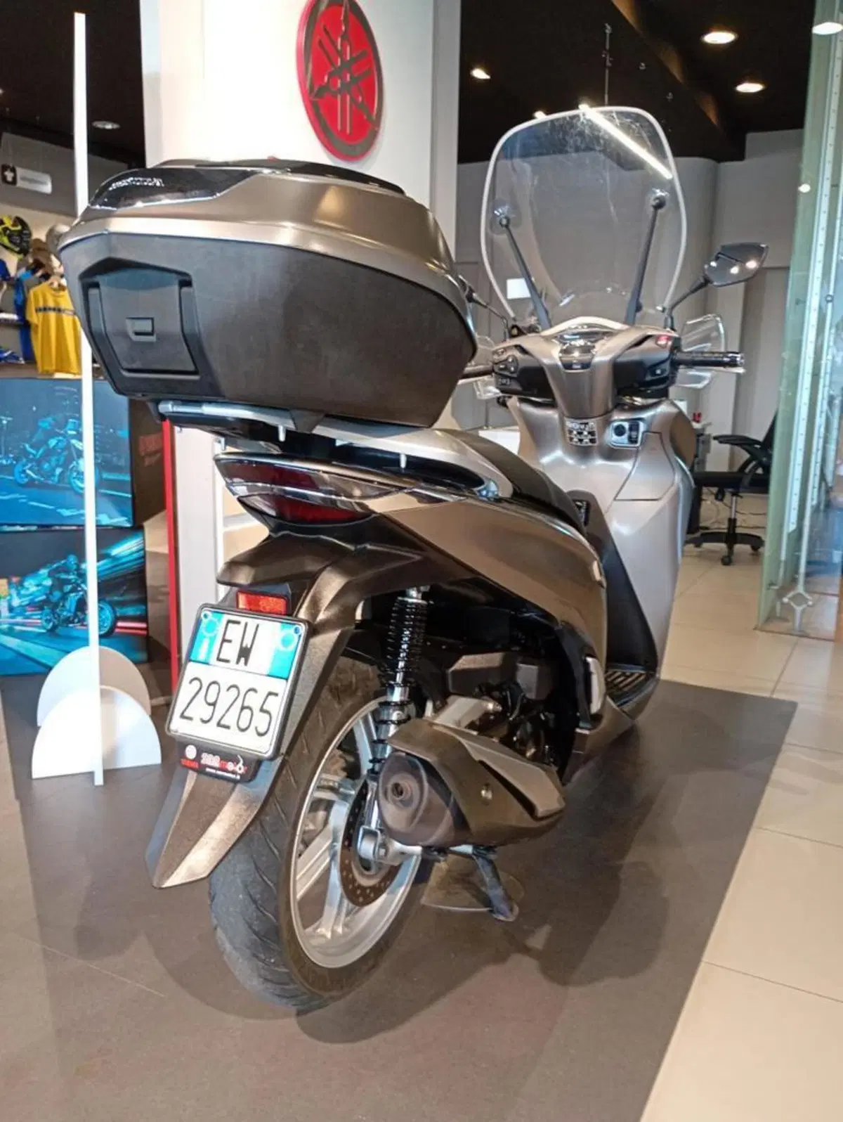 Honda SH 350 (2021 - 24) (3)