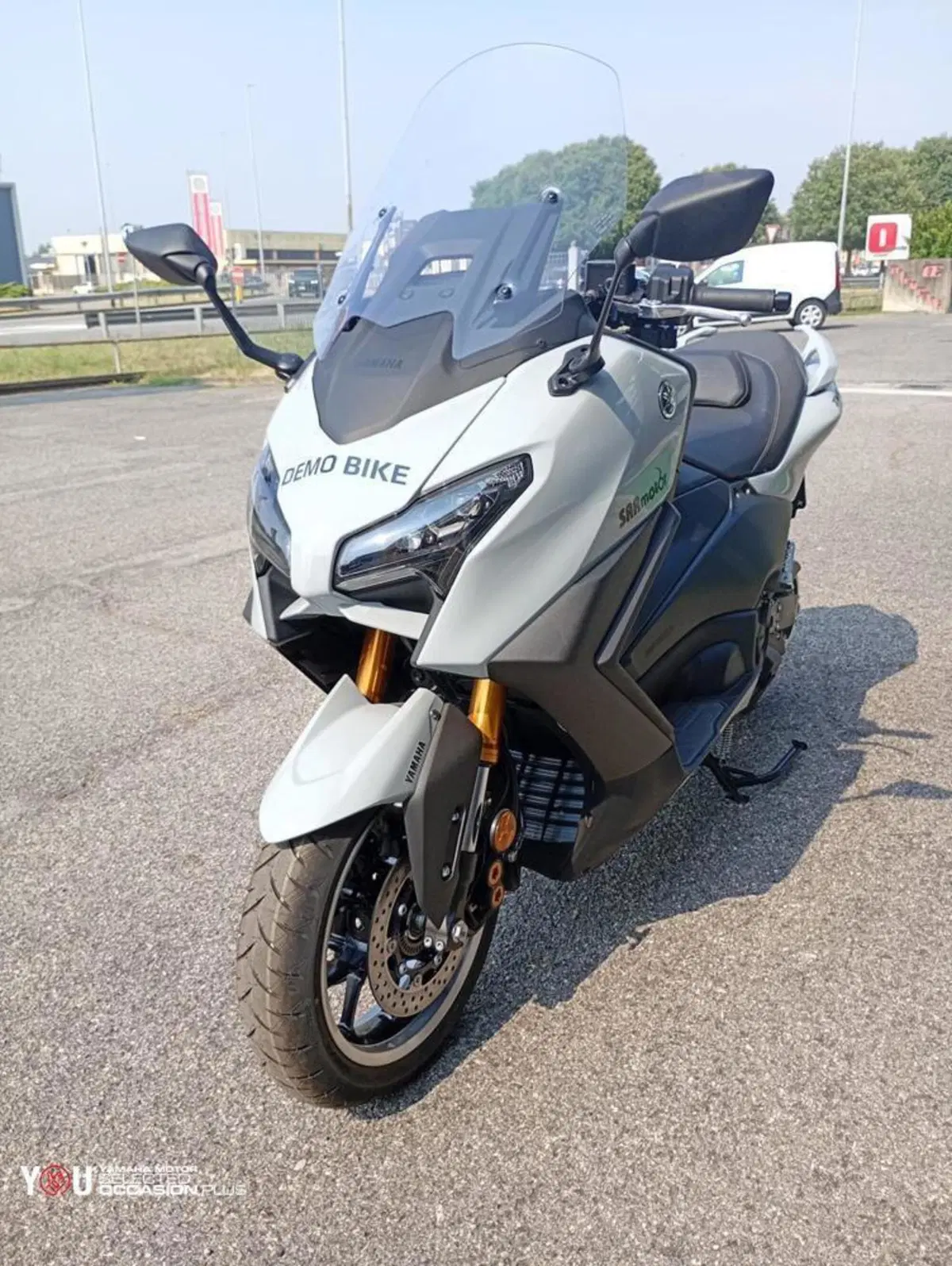 Yamaha T-Max 560 Tech Max (2025 - 26) (2)
