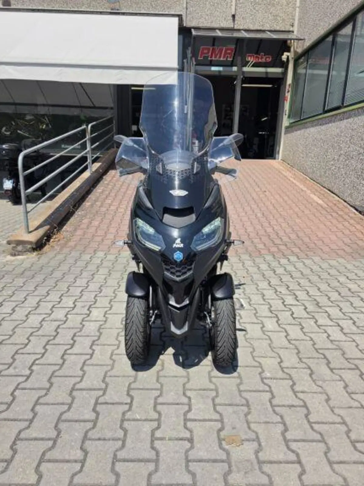 Piaggio MP3 310 Sport (2025 - 26) (5)